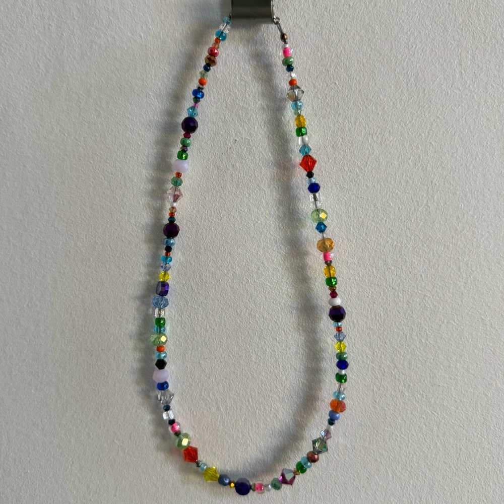Multicolor Beaded Necklace - Picture 3 of 3